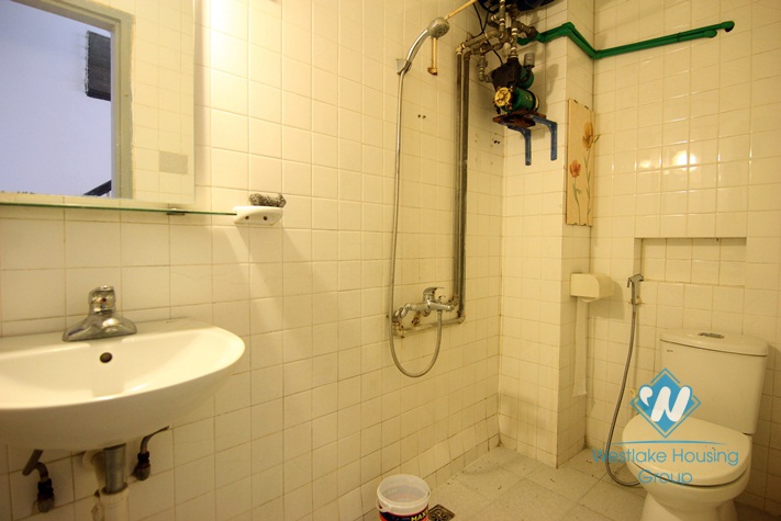 Budget house for rent in Dong Da, Ha noi